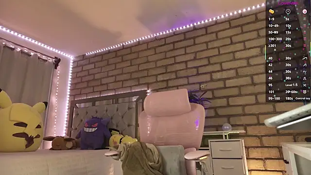 Snapshot of biel_biel chatting on 09.25.25 biel biel online show from 09.25.25