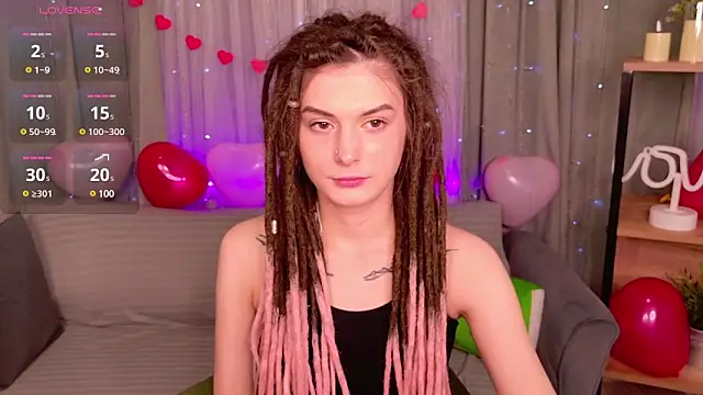 Snapshot of AnTikaMy chatting on 02.11.25 AnTikaMy online show from 02.11.25