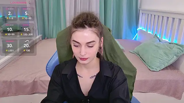 Snapshot of AnTikaMy chatting on 02.18.25 AnTikaMy online show from 02.18.25