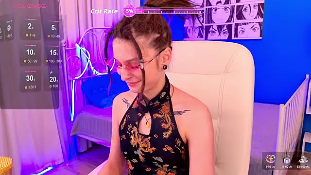 Snapshot of AnTikaMy chatting on 10.13.25 AnTikaMy online show from 10.13.25