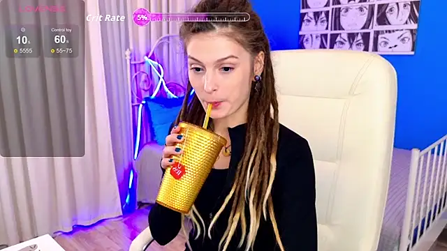 Snapshot of AnTikaMy chatting on 11.28.25 AnTikaMy online show from 11.28.25