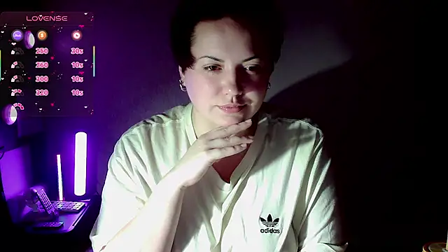 Snapshot of BlackkkVelvet chatting on 12.20.25 BlackkkVelvet online show from 12.20.25