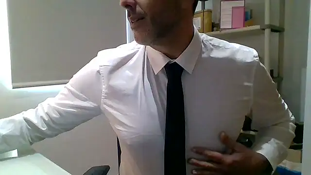 66MA69 online show from 11.28.25