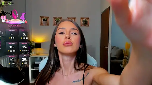 Snapshot of Anya-Ray chatting on 10.30.25 Anya-Ray online show from 10.30.25