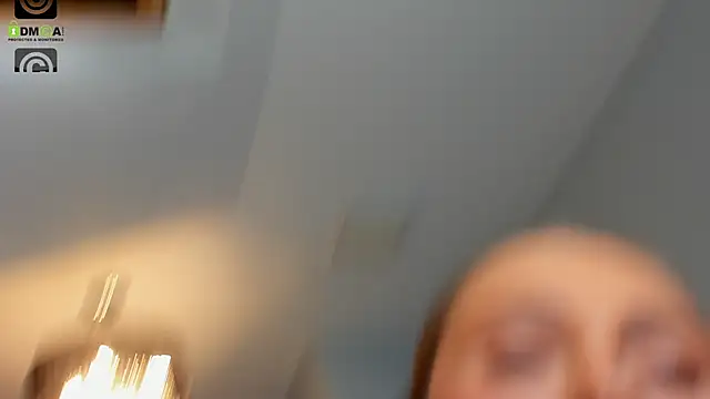 Snapshot of Anya-Ray chatting on 11.08.25 Anya-Ray online show from 11.08.25