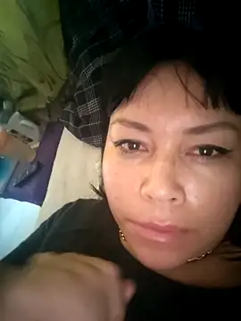 KellyPerlaxxx online show from 11.14.25