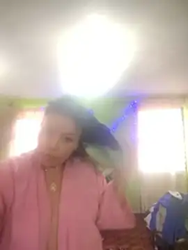 KellyPerlaxxx online show from 12.19.25