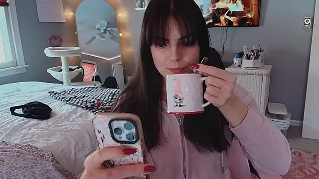 Snapshot of princesselysia chatting on 02.10.26 princesselysia online show from 02.10.26