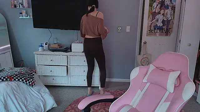 Snapshot of princesselysia chatting on 03.16.26 princesselysia online show from 03.16.26