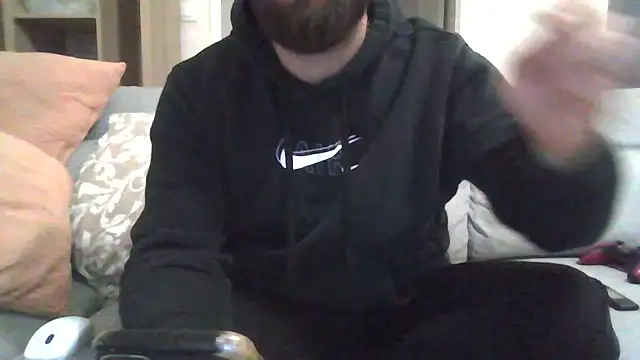 Snapshot of Zer_oki chatting on 02.12.26 Zer oki online show from 02.12.26