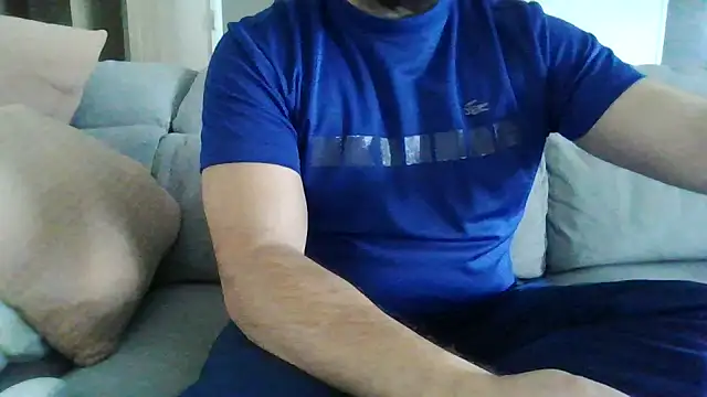 Snapshot of Zer_oki chatting on 02.13.26 Zer oki online show from 02.13.26