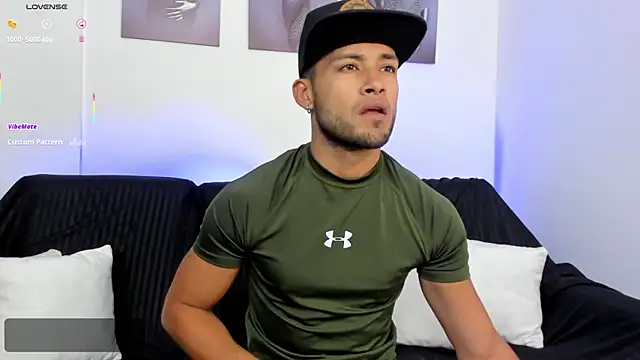 Max Conor1 online show from 11.11.25