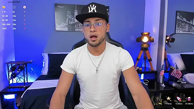 Max Conor1 online show from 02.27.26