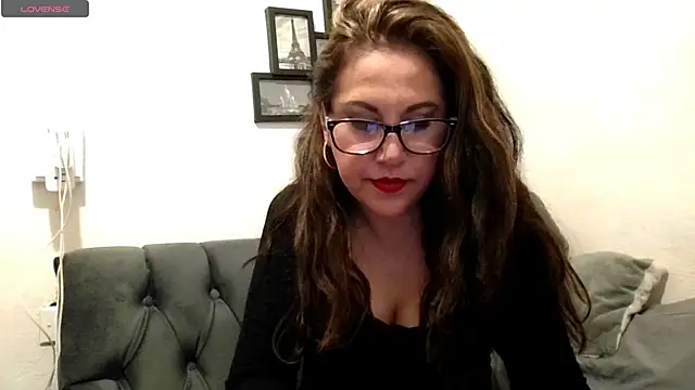 MirandaLatinaLovely online show from 02.11.26