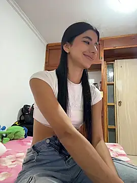 Snapshot of eva_roseee chatting on 04.25.26 eva roseee online show from 04.25.26