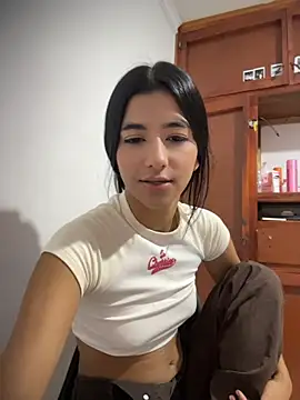Snapshot of eva_roseee chatting on 08.10.26 eva roseee online show from 08.10.26