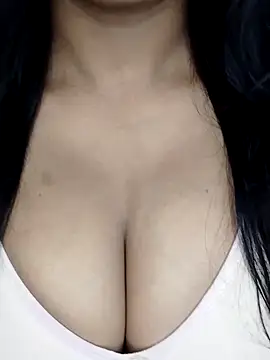 Snapshot of simi_love chatting on 02.09.25 simi love online show from 02.09.25