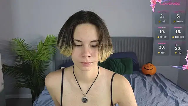 BettyCarter07 online show from 11.04.25