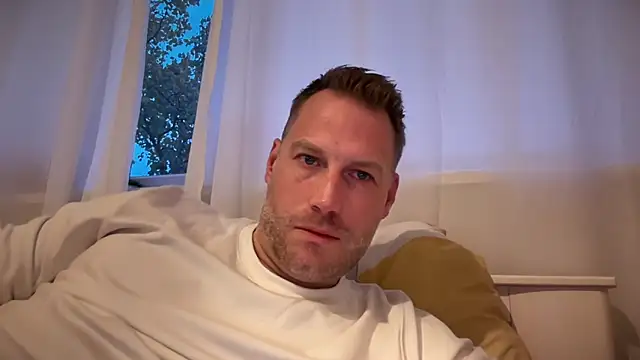 Christian87xxx online show from 10.04.25