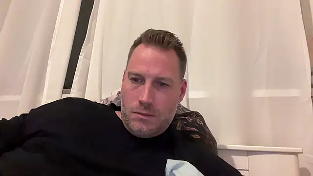 Christian87xxx online show from 11.11.25