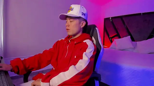 marcuscollins1  online show from 11.30.25