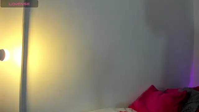 Roxy Stonee online show from 02.02.26