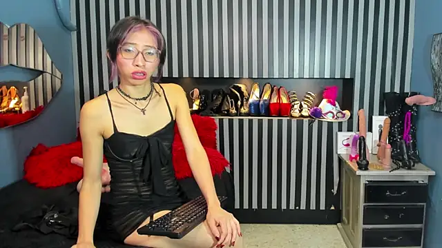 Mara Gonzalez online show from 05.19.26