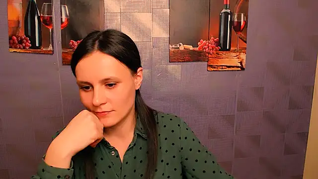 Snapshot of ValeriaHeart_ chatting on 02.07.25 ValeriaHeart online show from 02.07.25