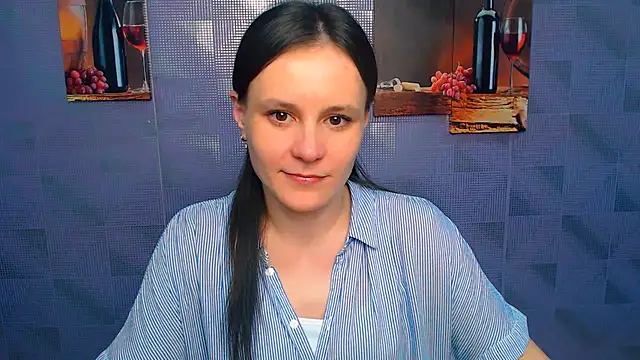 Snapshot of ValeriaHeart_ chatting on 03.07.25 ValeriaHeart online show from 03.07.25