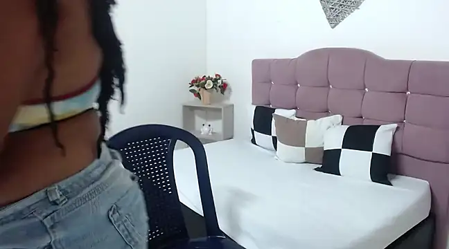 CanelaFierce online show from 03.22.25