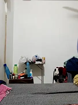 Snapshot of Hot_funky_boy chatting on 02.17.25 Hot funky boy online show from 02.17.25