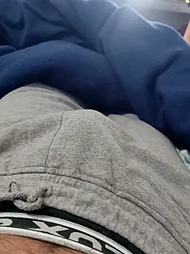 Snapshot of Hot_funky_boy chatting on 12.14.25 Hot funky boy online show from 12.14.25