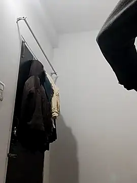 Snapshot of Hot_funky_boy chatting on 01.14.26 Hot funky boy online show from 01.14.26