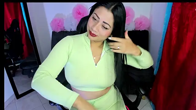 Snapshot of Kataleya_88 chatting on 10.08.25 Kataleya 88 online show from 10.08.25