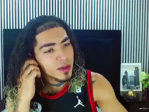 LihanJor 23 online show from 09.28.25