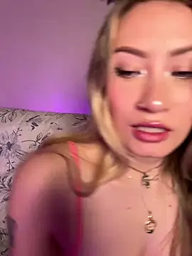 Lally Valencia   online show from 03.20.25