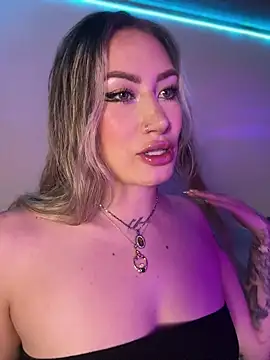 Lally Valencia   online show from 10.25.25