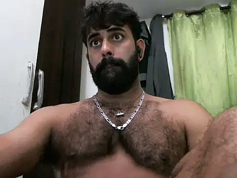 Snapshot of indianhairybull chatting on 03.17.25 indianhairybull online show from 03.17.25