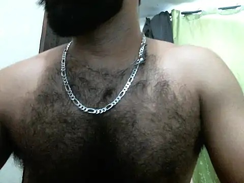 Snapshot of indianhairybull chatting on 09.09.25 indianhairybull online show from 09.09.25