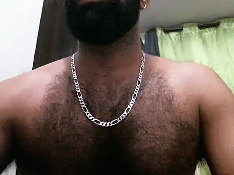 Snapshot of indianhairybull chatting on 11.15.25 indianhairybull online show from 11.15.25
