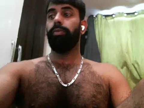 Snapshot of indianhairybull chatting on 11.22.25 indianhairybull online show from 11.22.25