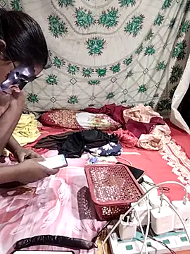 Snapshot of monekhan123 chatting on 02.05.25 monekhan123 online show from 02.05.25