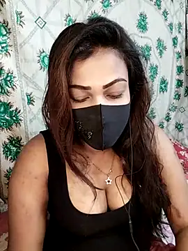 Snapshot of monekhan123 chatting on 03.11.25 monekhan123 online show from 03.11.25