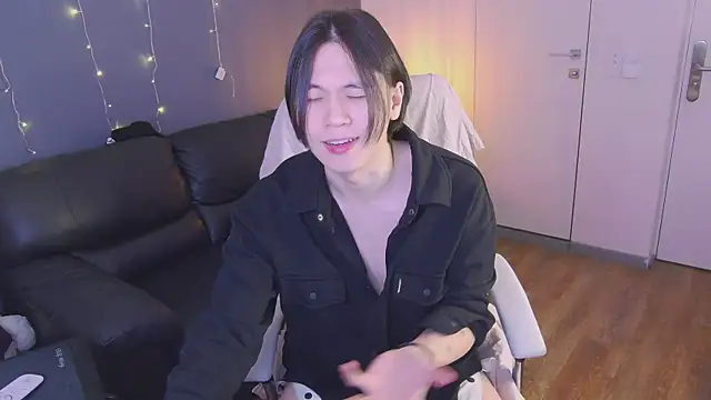 Snapshot of just_gay_ chatting on 02.03.25 just gay online show from 02.03.25