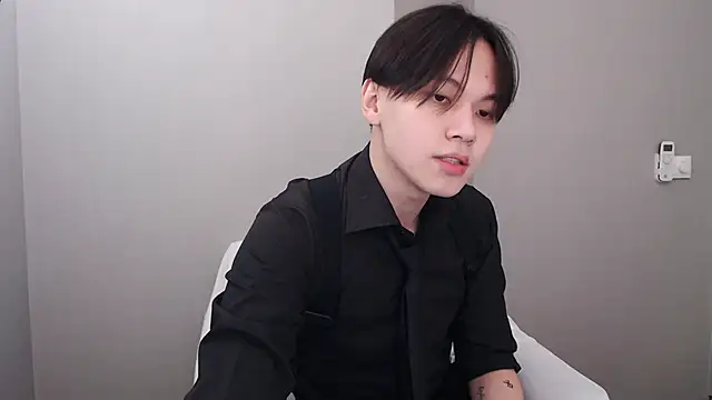 Snapshot of just_gay_ chatting on 02.20.25 just gay online show from 02.20.25