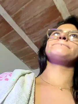 Emma Giraldo online show from 09.23.25