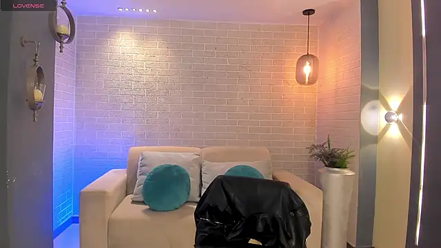 Snapshot of BeccaBaxter chatting on 02.23.26 BeccaBaxter online show from 02.23.26