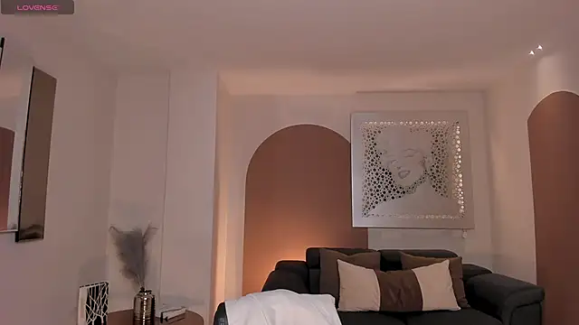 Snapshot of BeccaBaxter chatting on 04.10.26 BeccaBaxter online show from 04.10.26