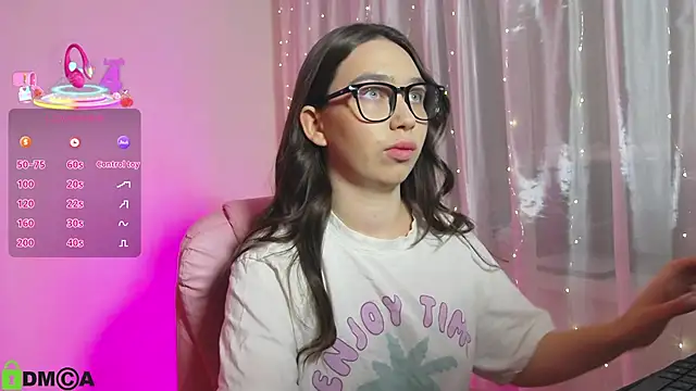 Snapshot of Arianahot777 chatting on 09.09.25 Arianahot777 online show from 09.09.25