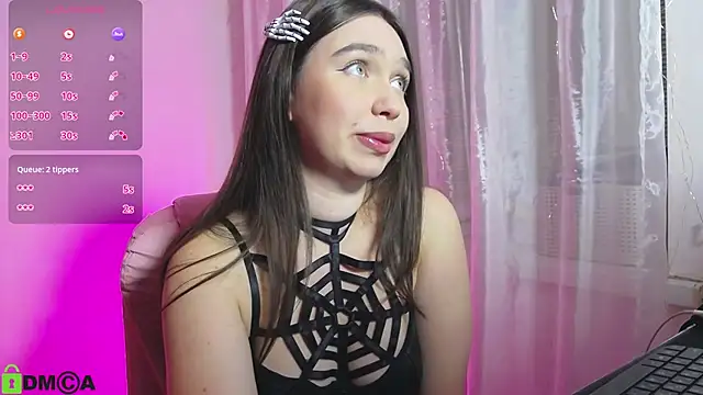 Snapshot of Arianahot777 chatting on 10.29.25 Arianahot777 online show from 10.29.25